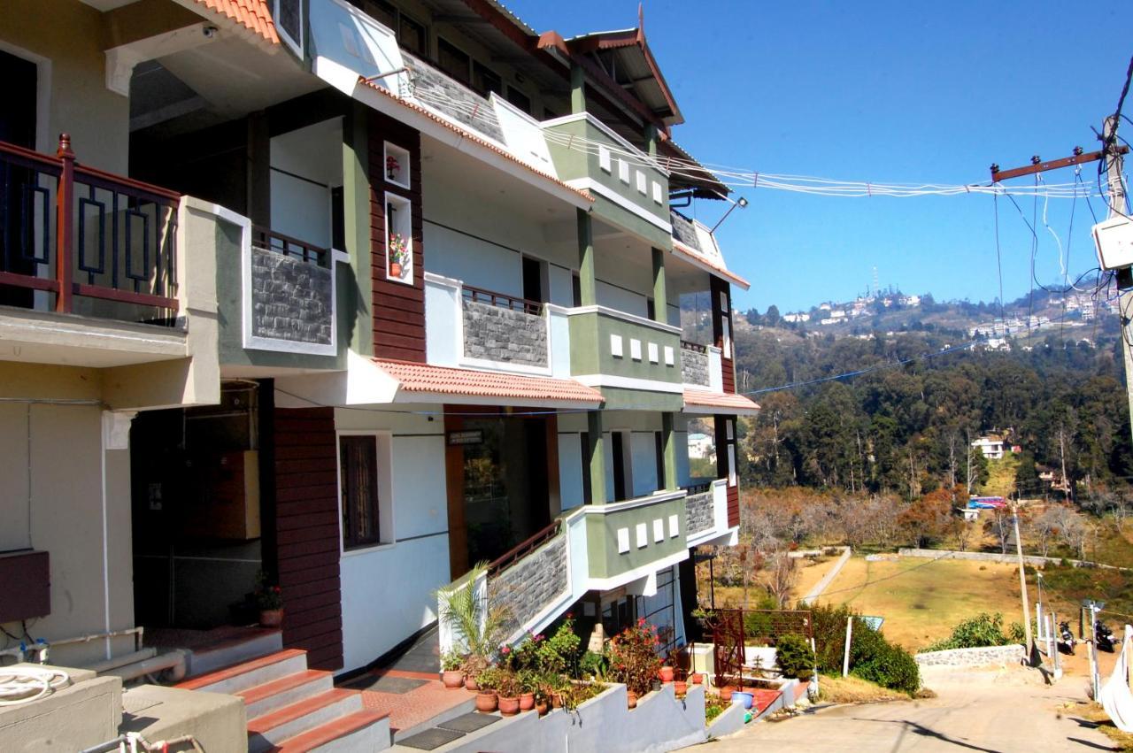 科代卡纳尔 Ezhil Residency酒店 外观 照片